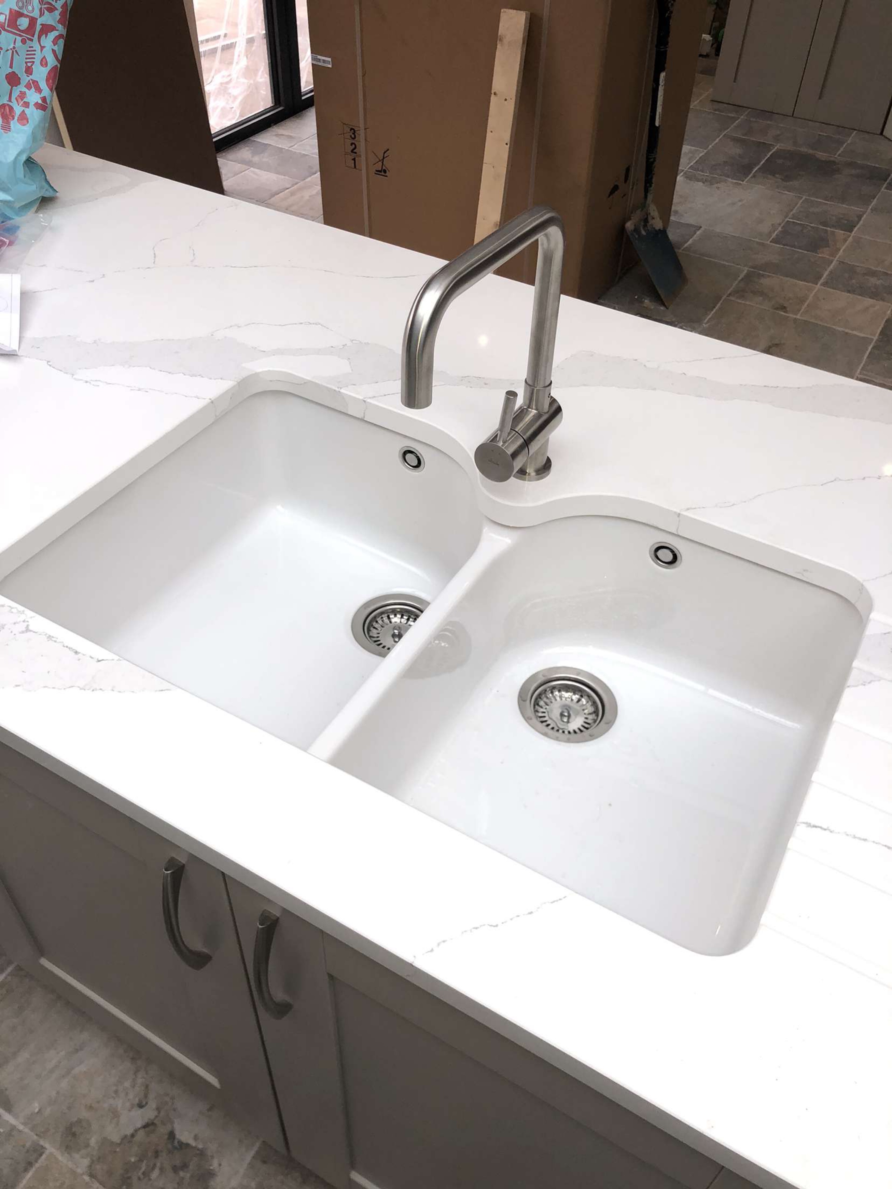 New double-bowl kitchen sink and tap installation by Pomona Eco Solutions